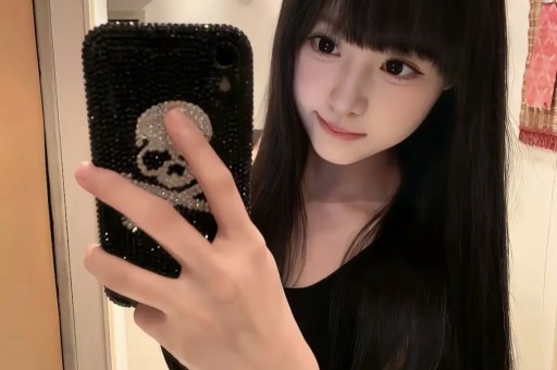 内地捞金梦碎！多位港独艺人妄图复出圈钱黑历史被扒遭