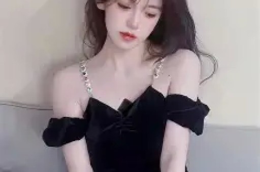 同样是售假董宇辉的全额退款比李维刚的假一赔十差了十八条街