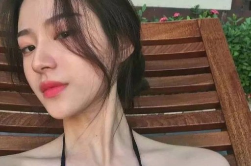 娱乐圈又出大瓜！没想到这次是知名影帝被狗仔曝出婚内出轨嫩模
